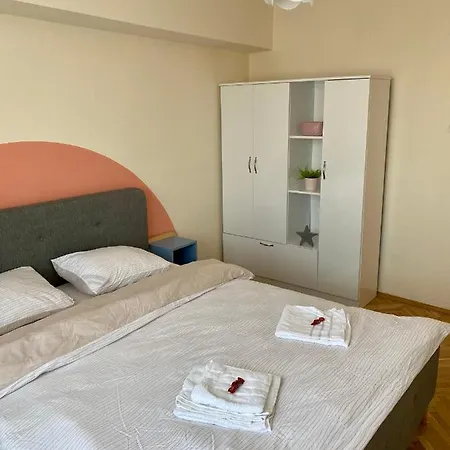 Bright Stylish Apartment In The City Centre Διαμέρισμα